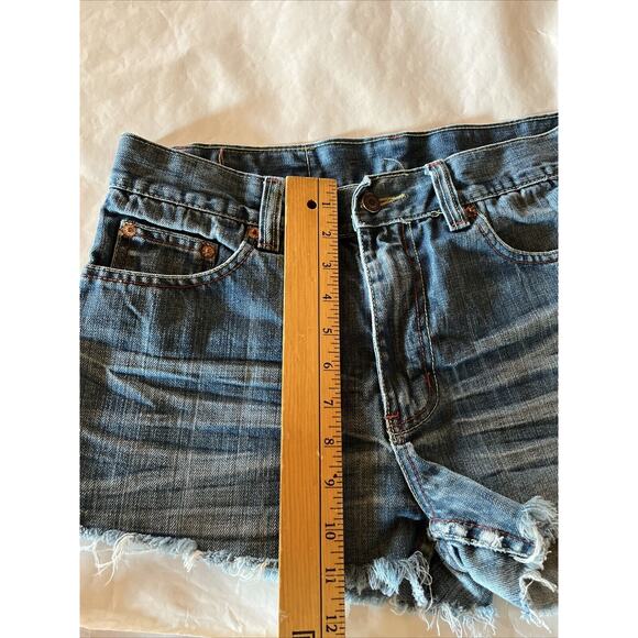 LEVI'S 507 Vintage Men’s 32 Denim Shorts Medium Blue Cotton Cut-Off Outdoor - Picture 7 of 12